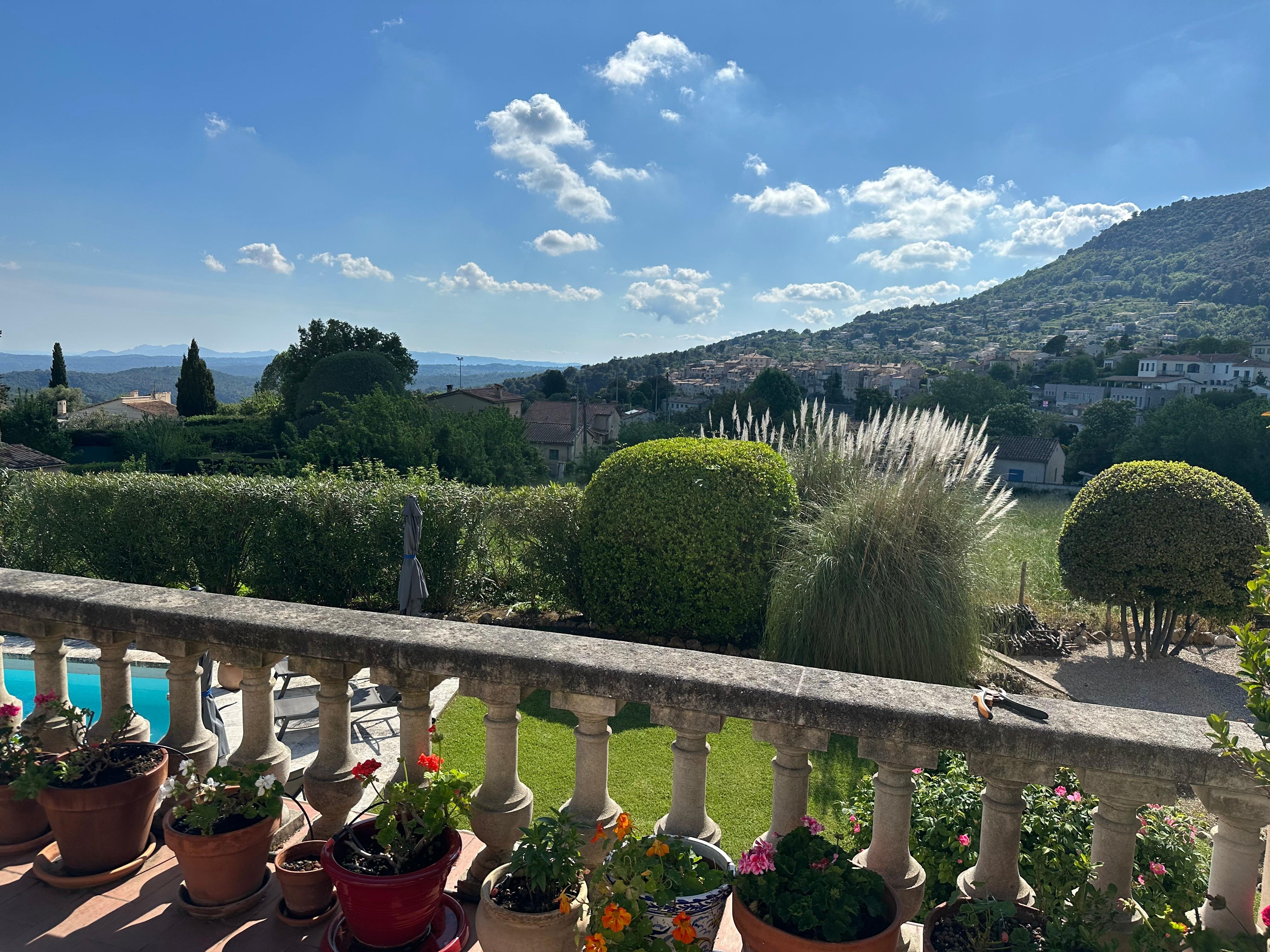 Outdoor upper area near pool