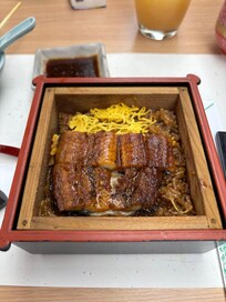 這個迷你鰻魚飯非常非常好食!