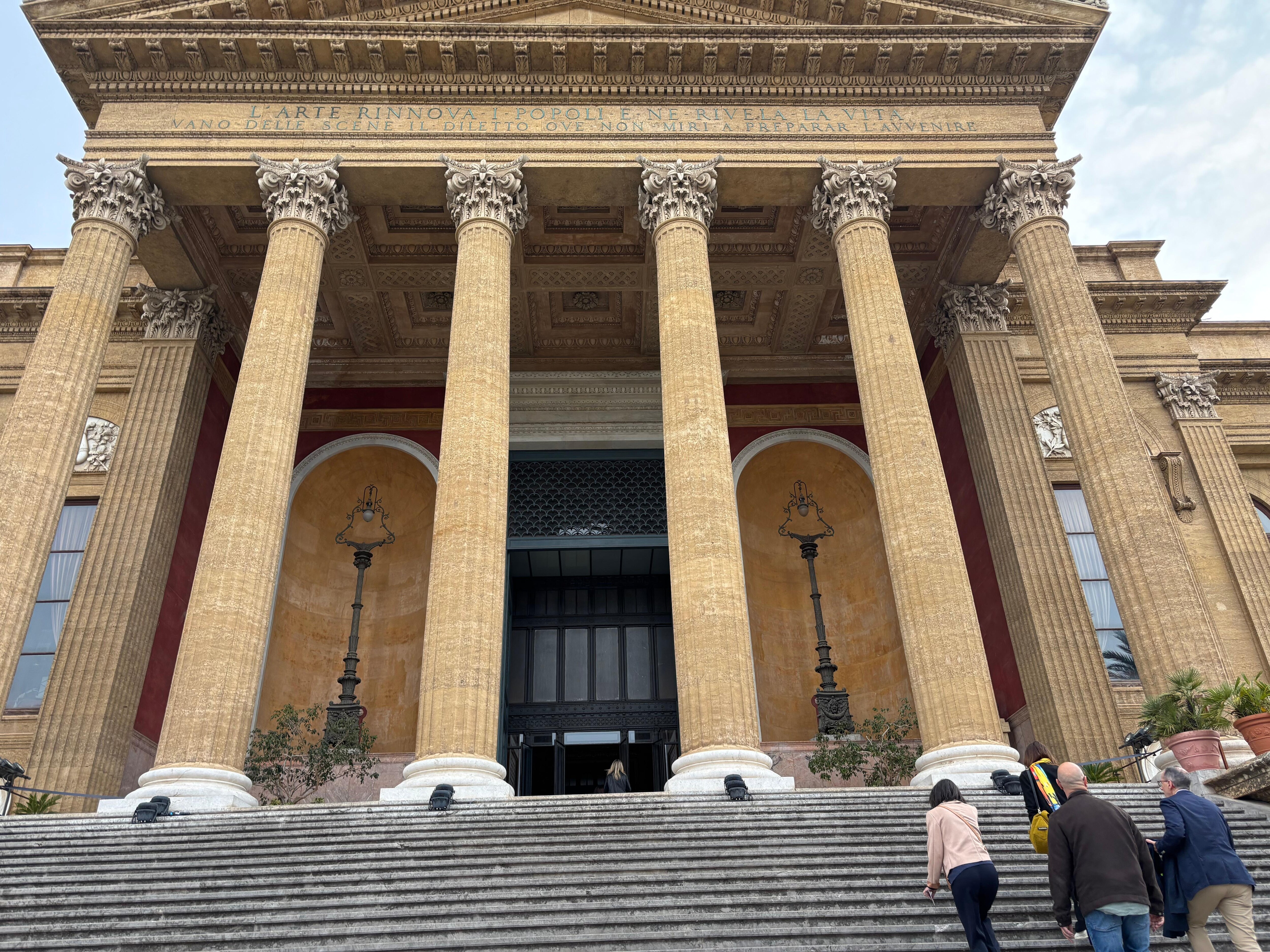 Opera House 
