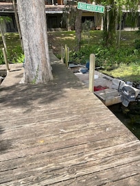 No chairs provided for dock