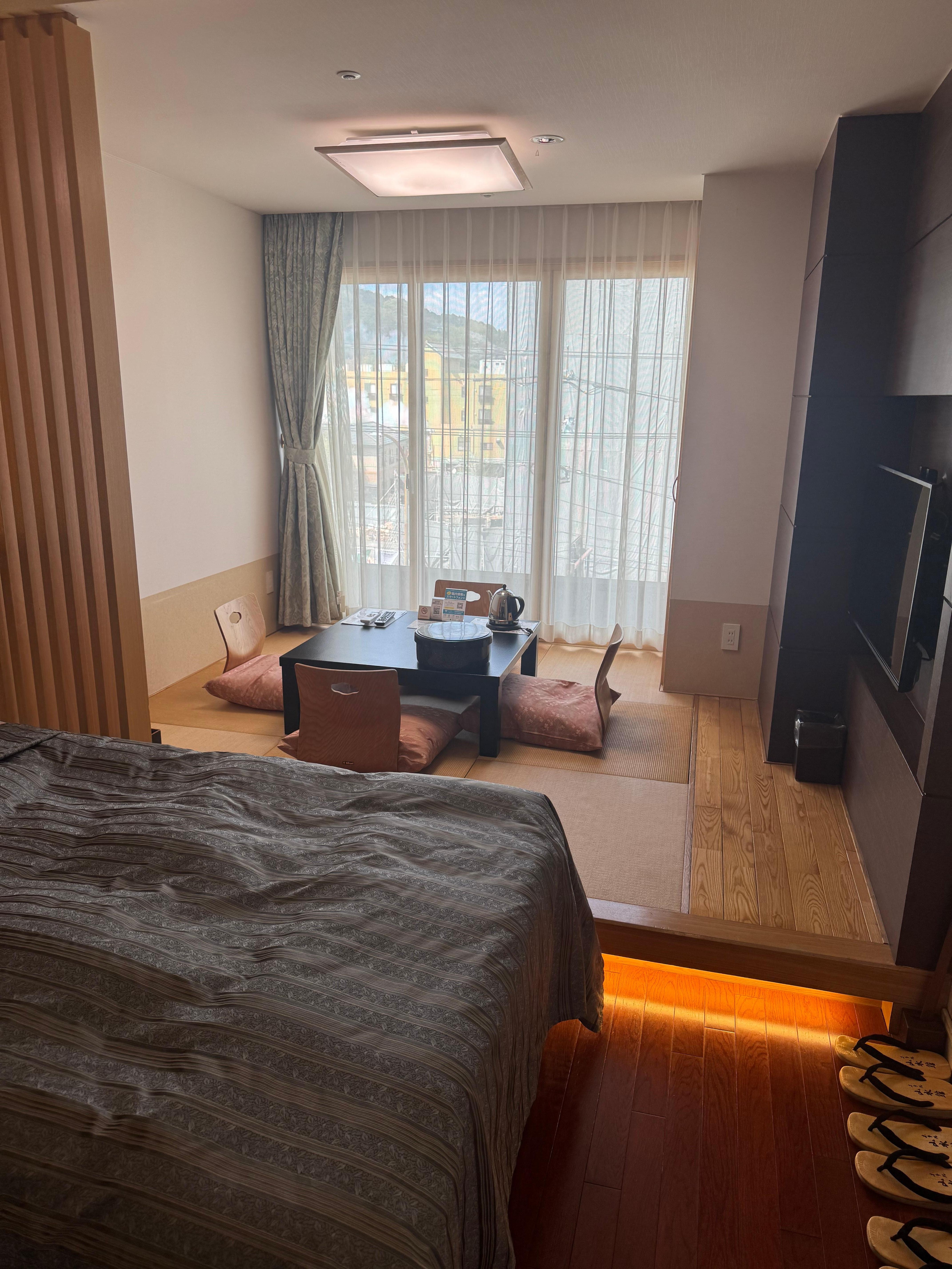 Tatami room