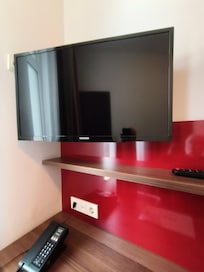 Schreibtisch &TVDu& WC