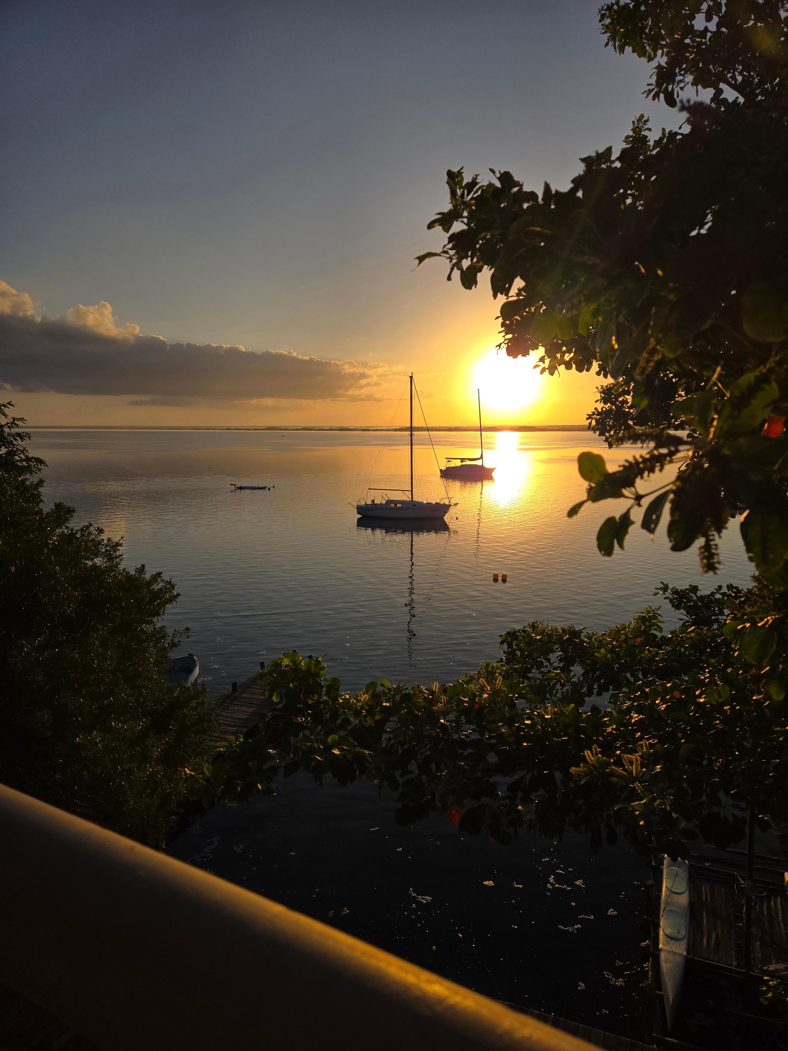 Très beau lever et coucher de soleil 