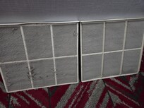 The filters on the AC units were caked with dust and dirt. They clearly hadn't been rinsed in a very long time.