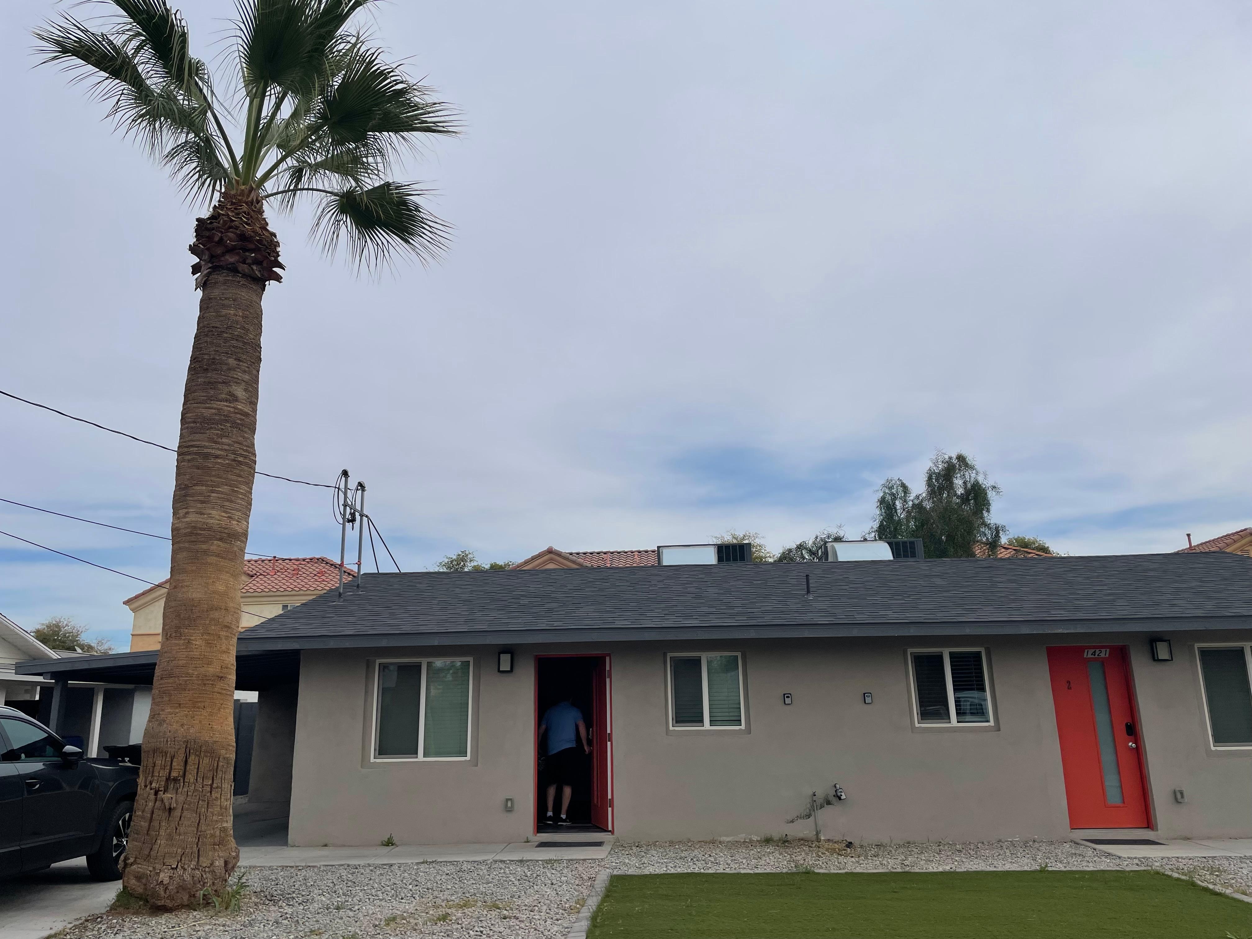 Lovely surroundings, so close to ASU and the airport, yet private and quiet.  