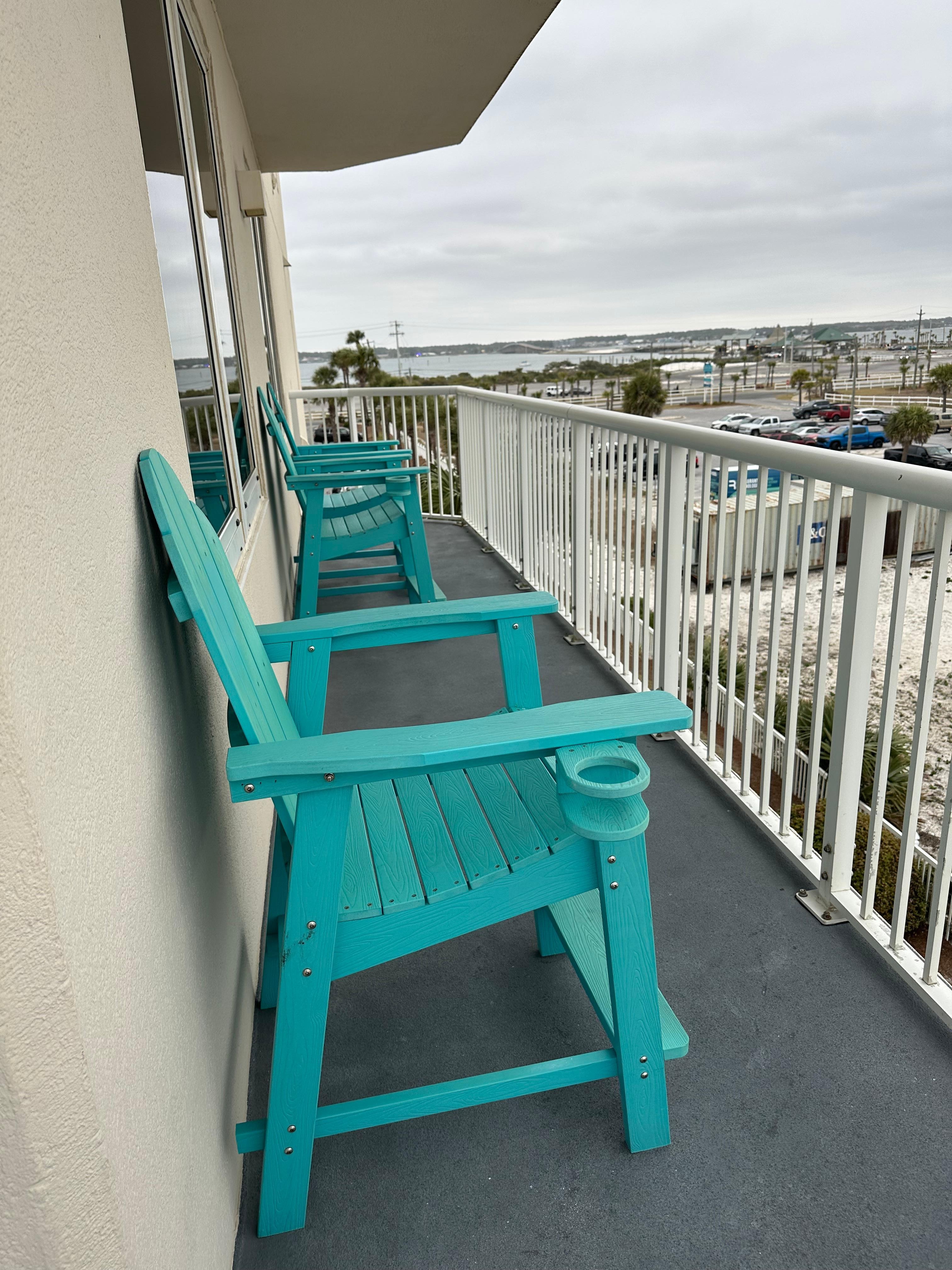 Wrapped around balcony