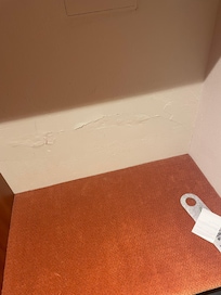 Risse in den Wänden
