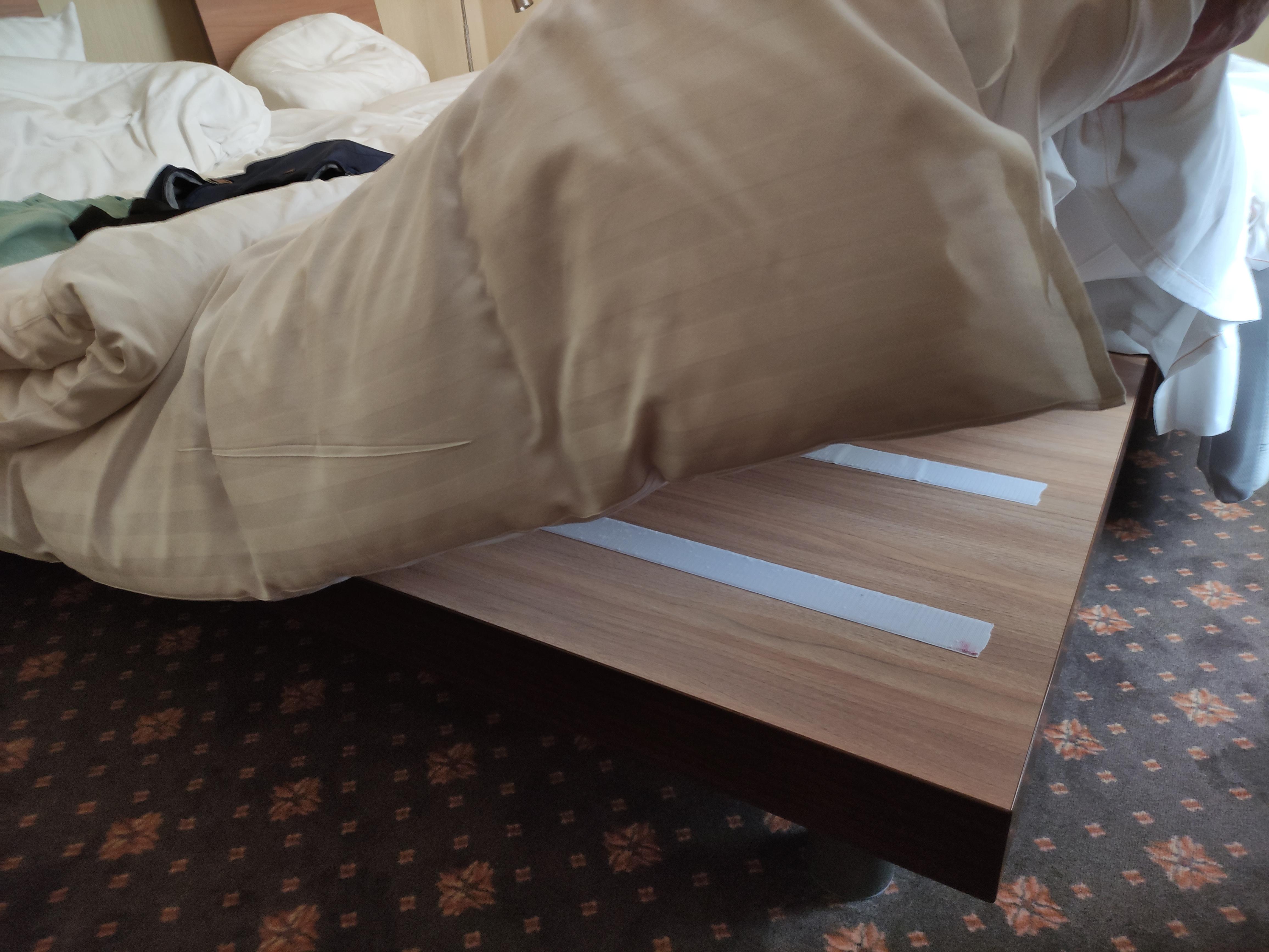 Matras op plank, geen 4 * waardig