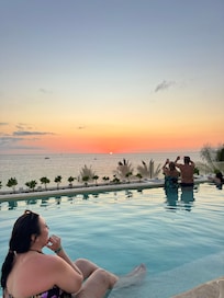 This is rooftop pool