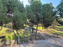 Parco pubblico davanti all hotel