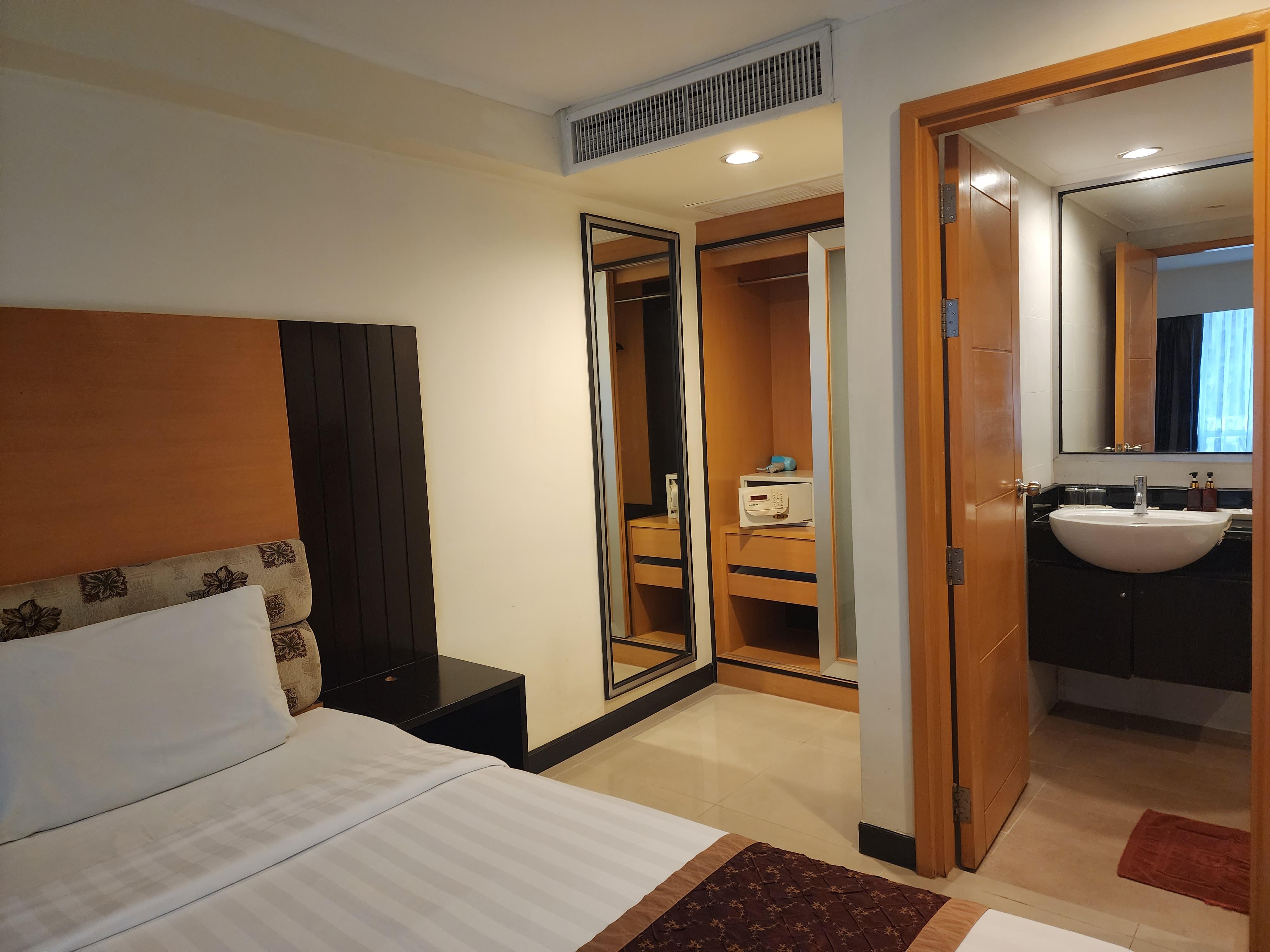 Deluxe twin room