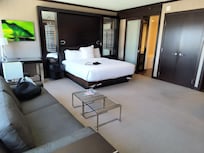 Very roomy and plenty of storage! Was great to have a safe too!