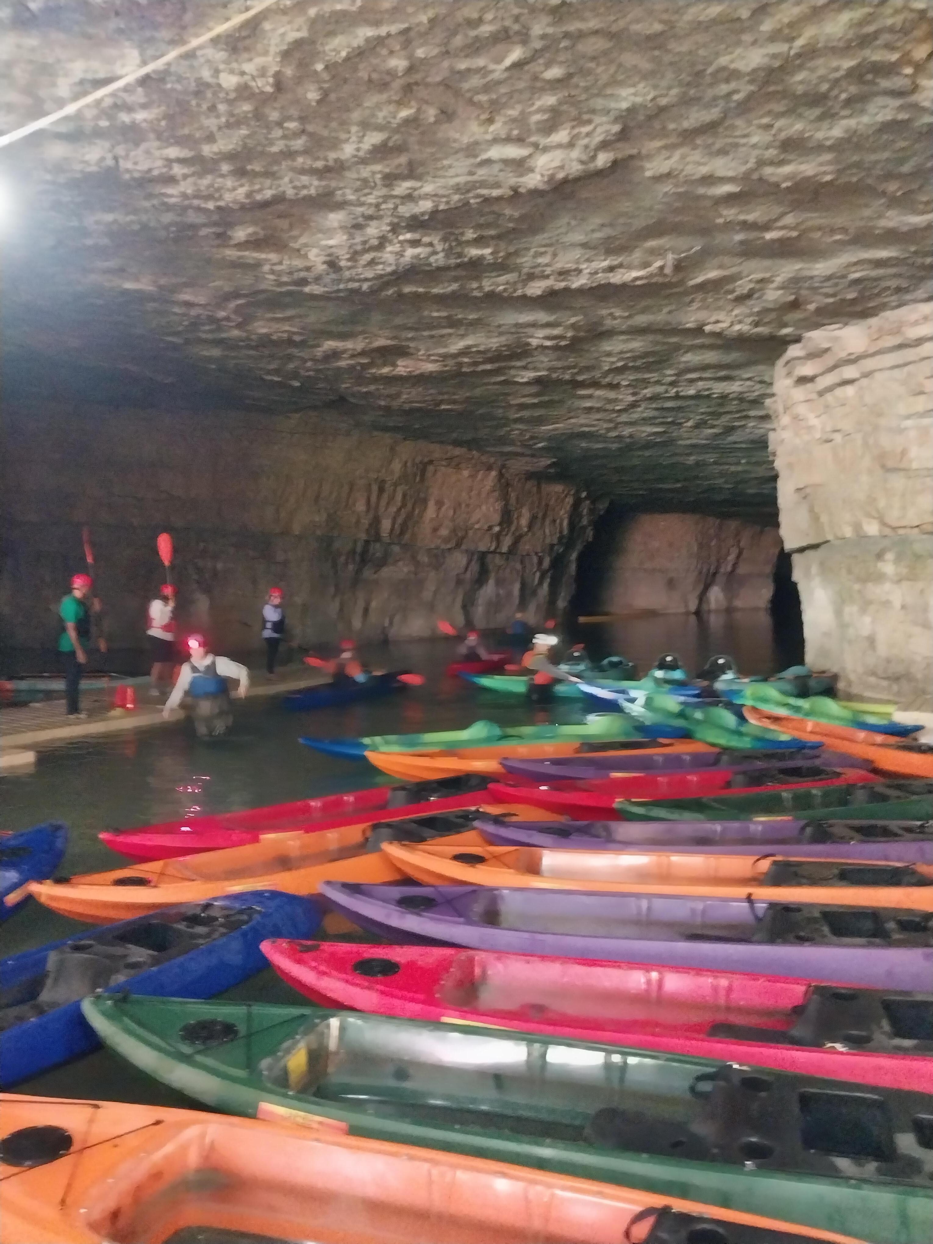 Red Gorge Caverns