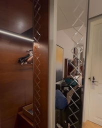 EstĂĄ lleno de detalles sin sacrificar la funcionalidad del espacio yo le pongo a este hotel un 10/10