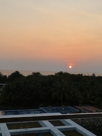 夕日が綺麗に観えた