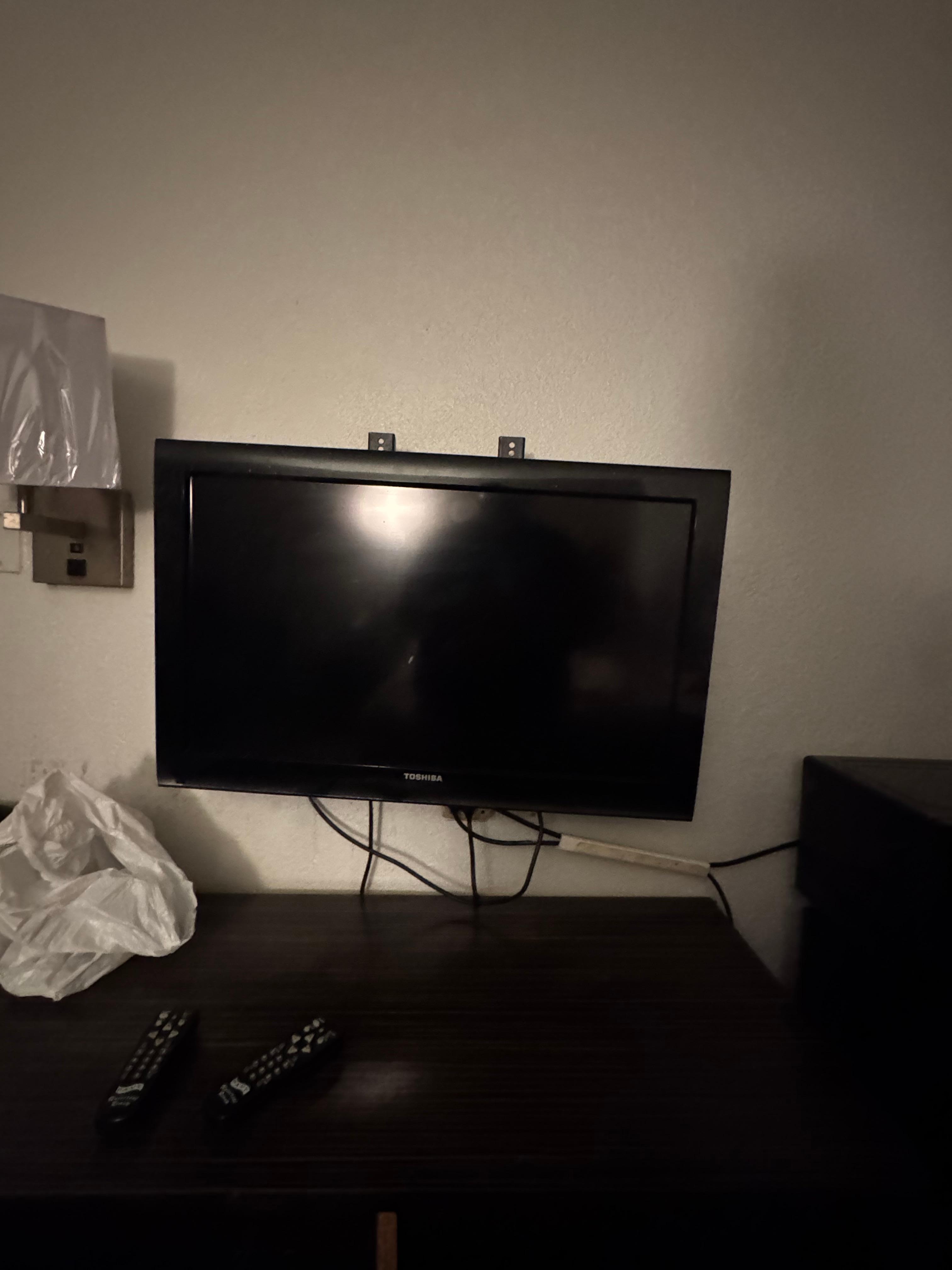 The non working tv, the remote worked!