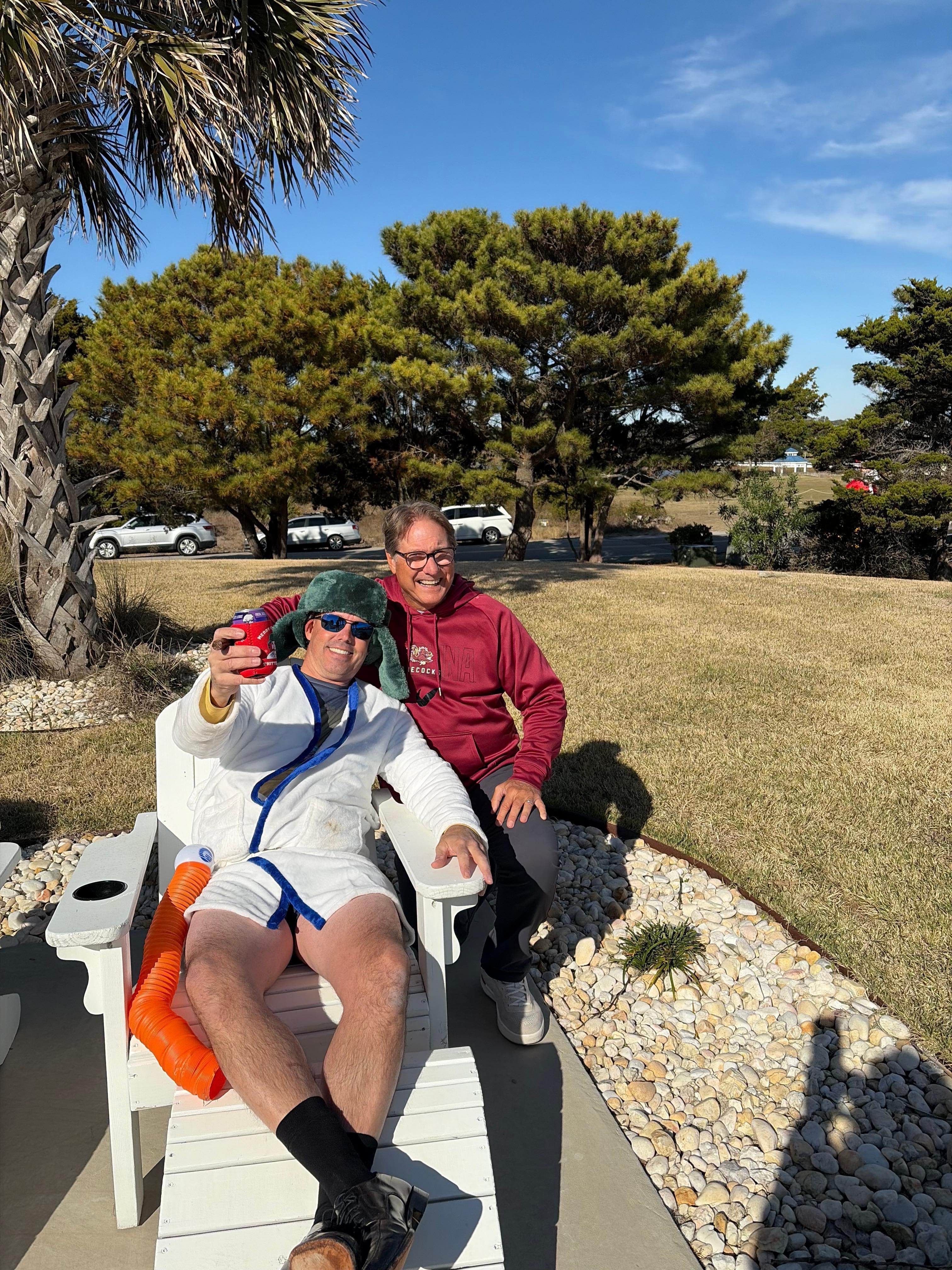 And cousin Eddie stopped by before the Christmas parade!  