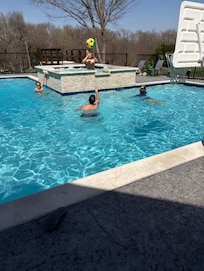 Beautiful pool and hottub