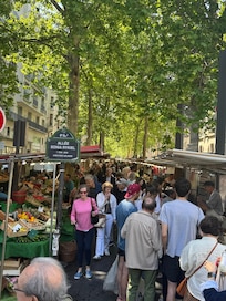 One of several markets a short distance away