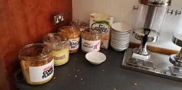 Good selection of flakes