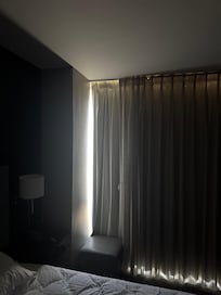 Window shades don’t close