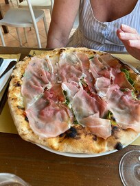 Super pizzeria conseillé par Sylvia