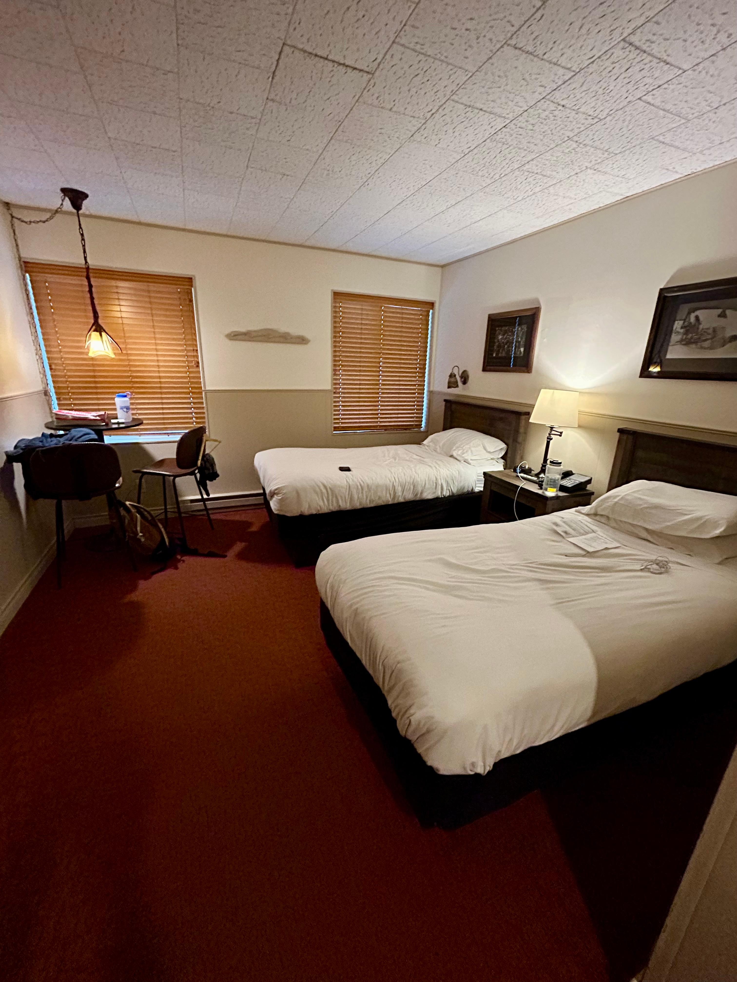 Room with two twin beds