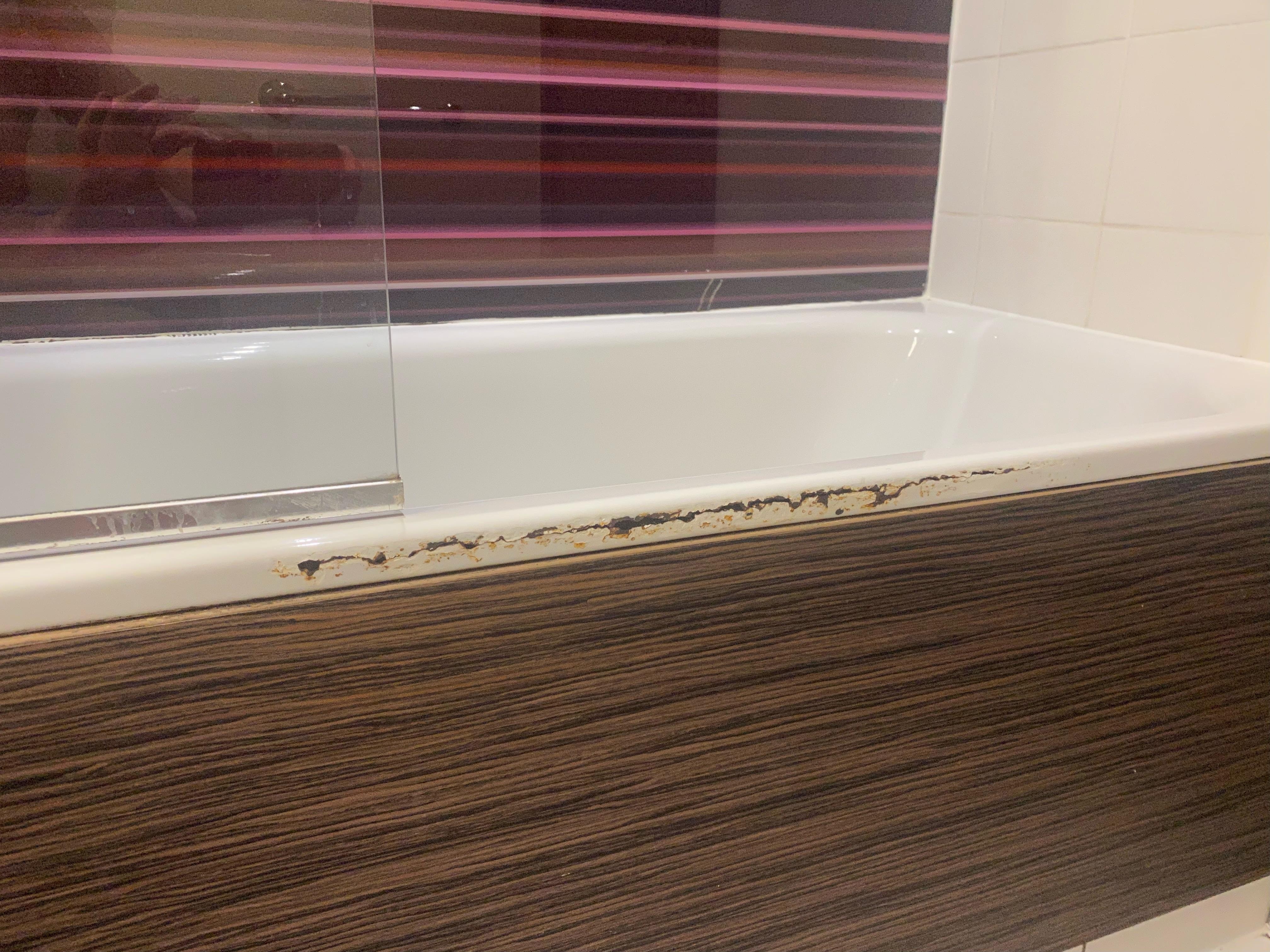 Side of bath! How on earth do they think this is acceptable !