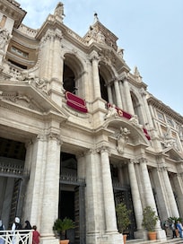 Close to Santa Maria Basilica