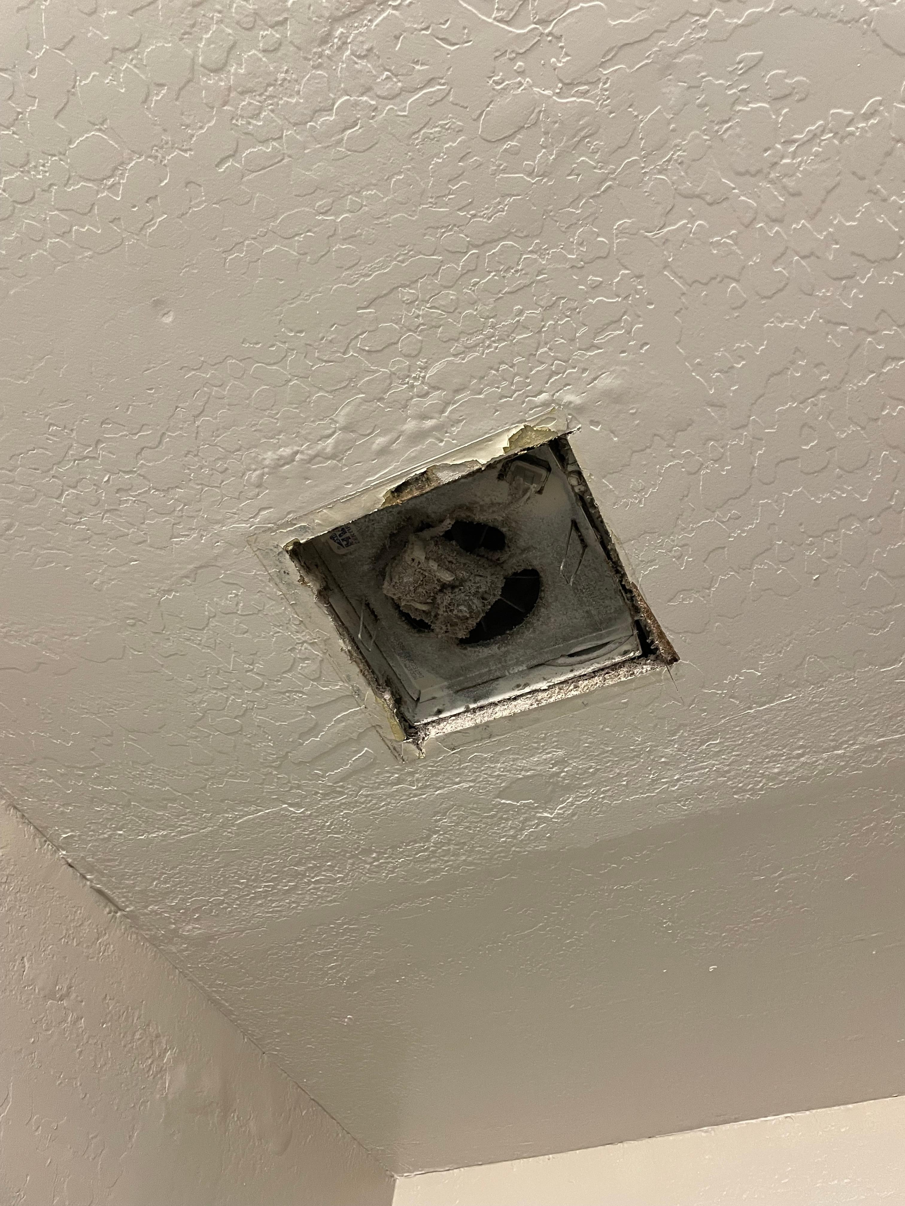 Broken and dusty vents 