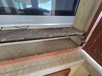 outside TV was full of pigeon crap.