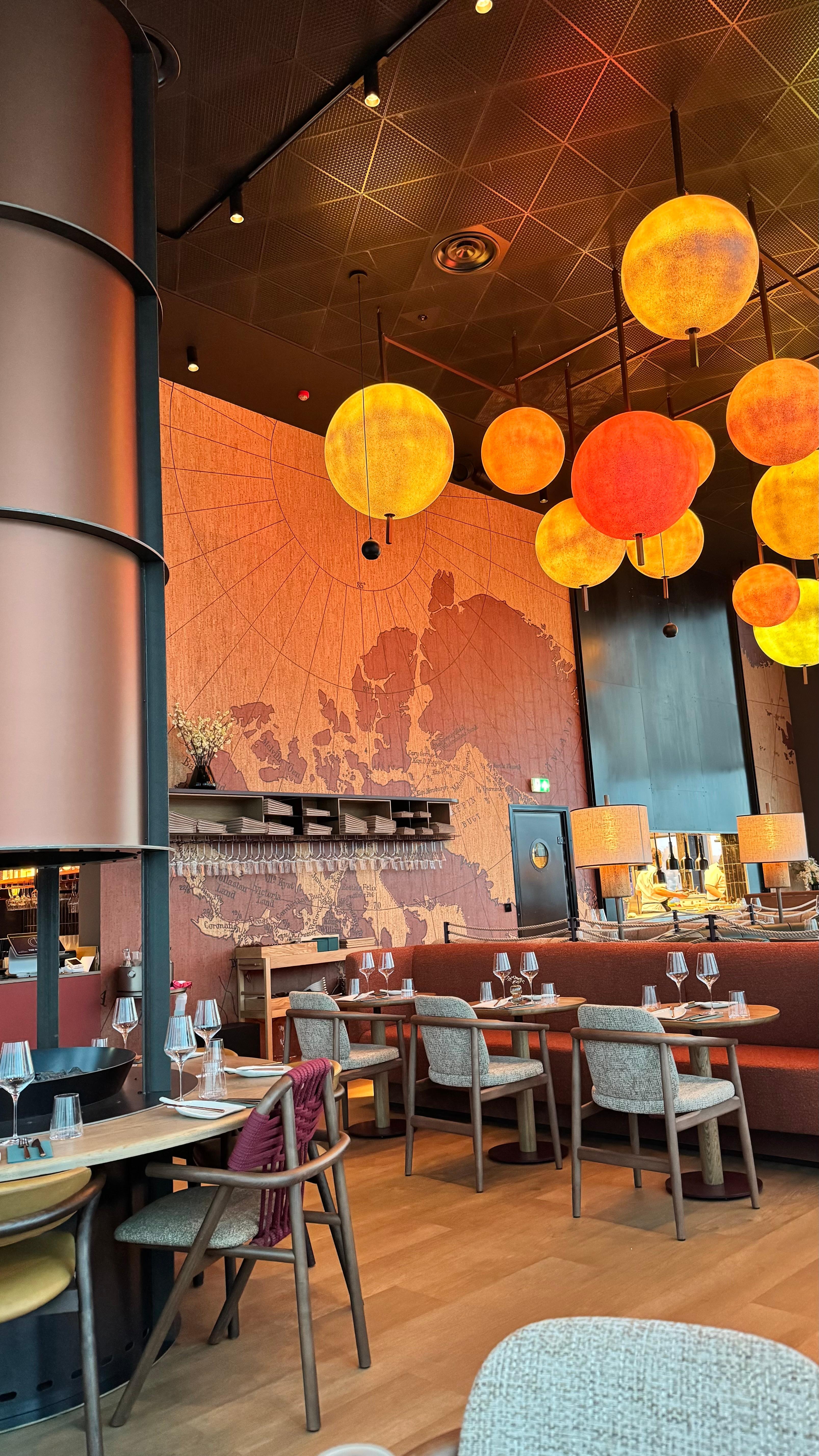 Upper dock restaurant, lovely food, views and service. 