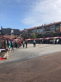 Torvedage i handelsgaden