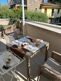 Rooftop breakfast
