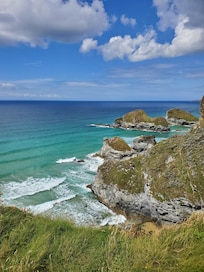 Cliff walk go Watergate beach