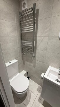 Bathroom, very small but all you need
