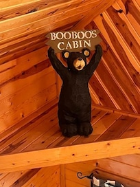 Welcome to BooBoo's Cabin