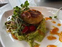 The crab cakes were delicious