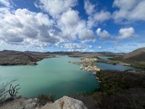 Lookout point en route to the house.
