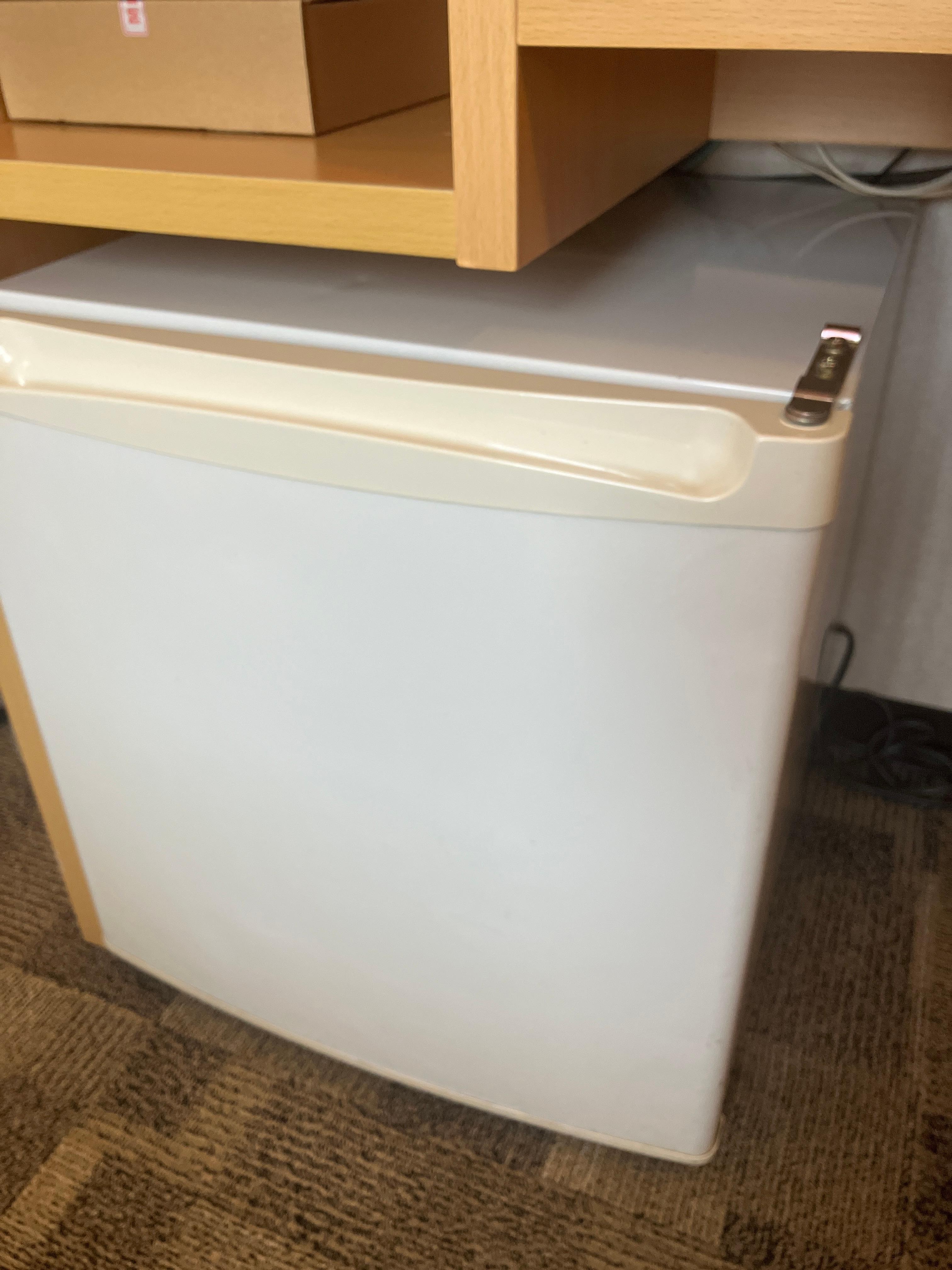 冷蔵庫の作動音