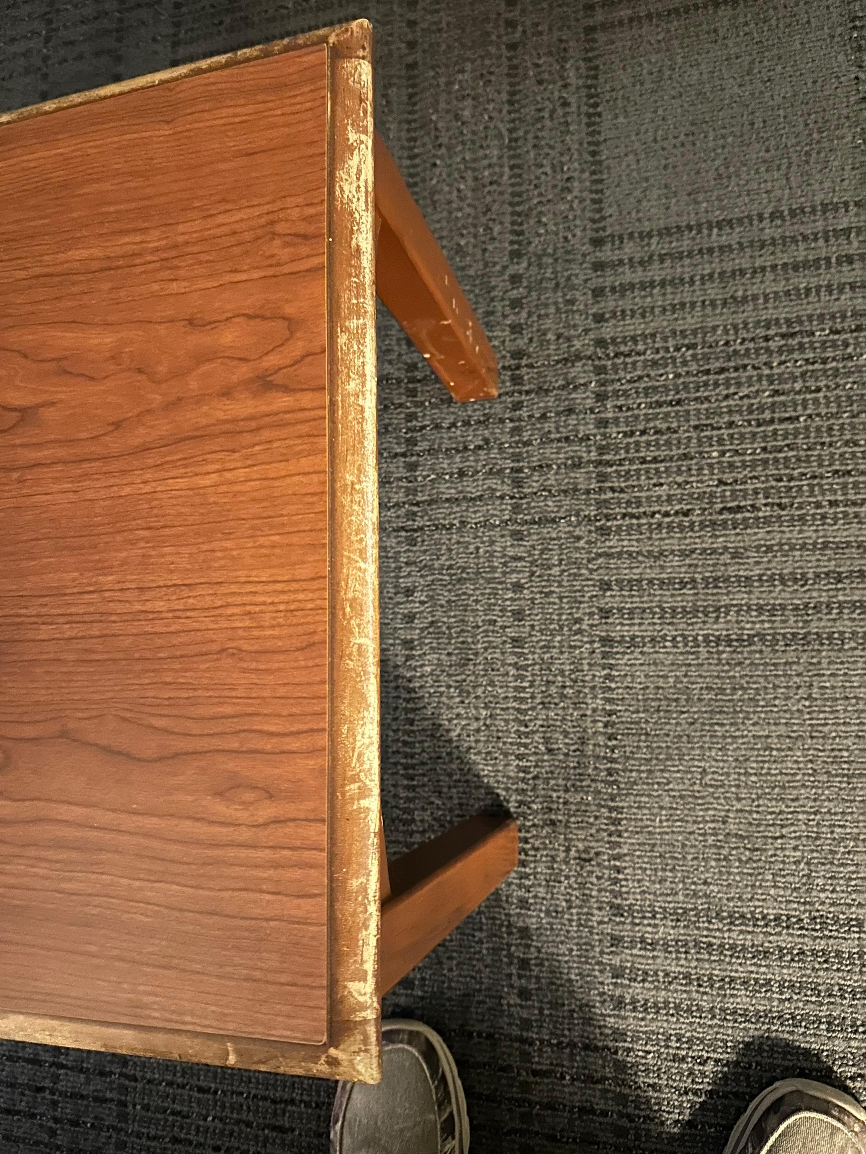 Table edges carved up