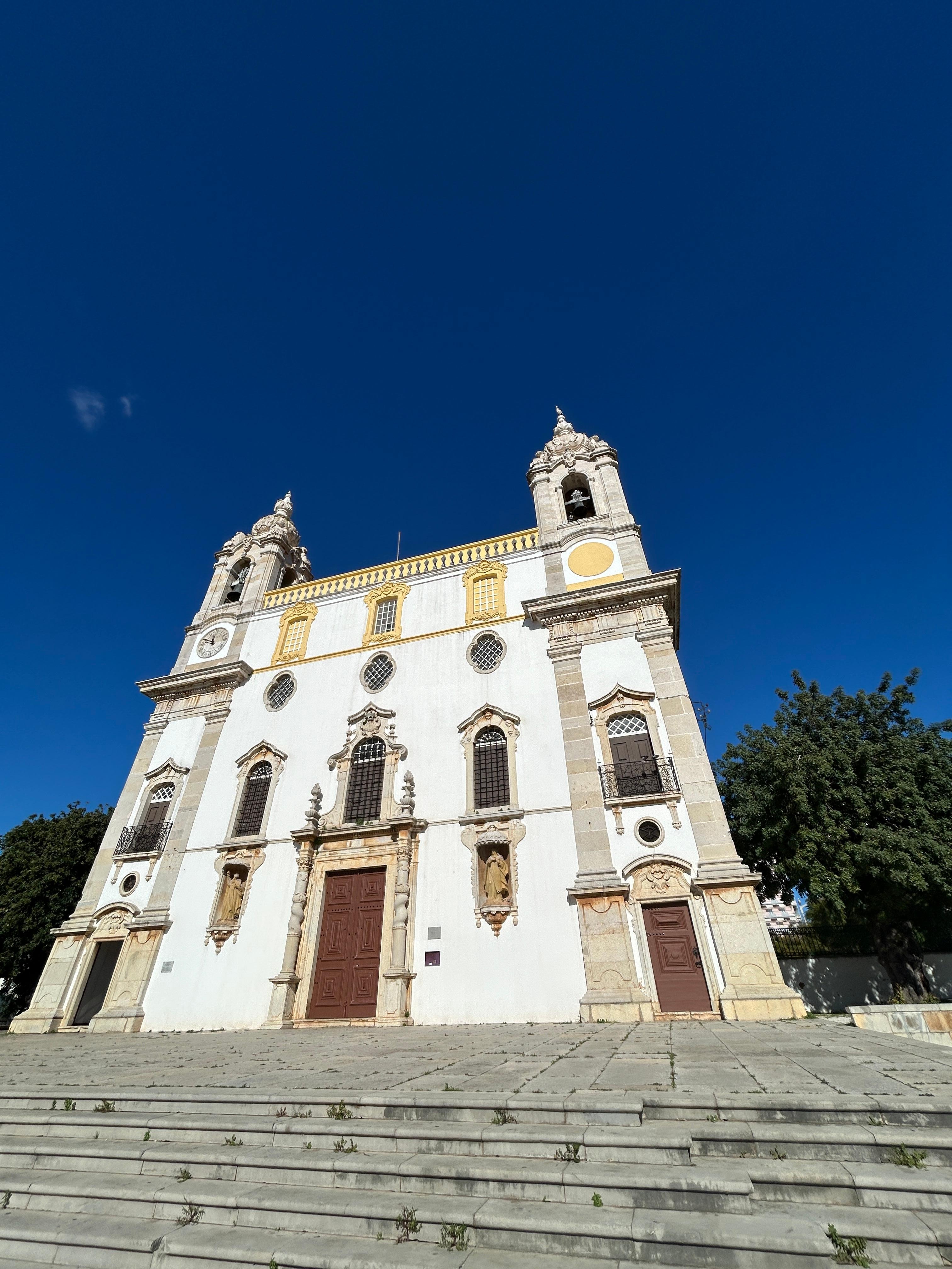 Cathedral and chapel of bones 