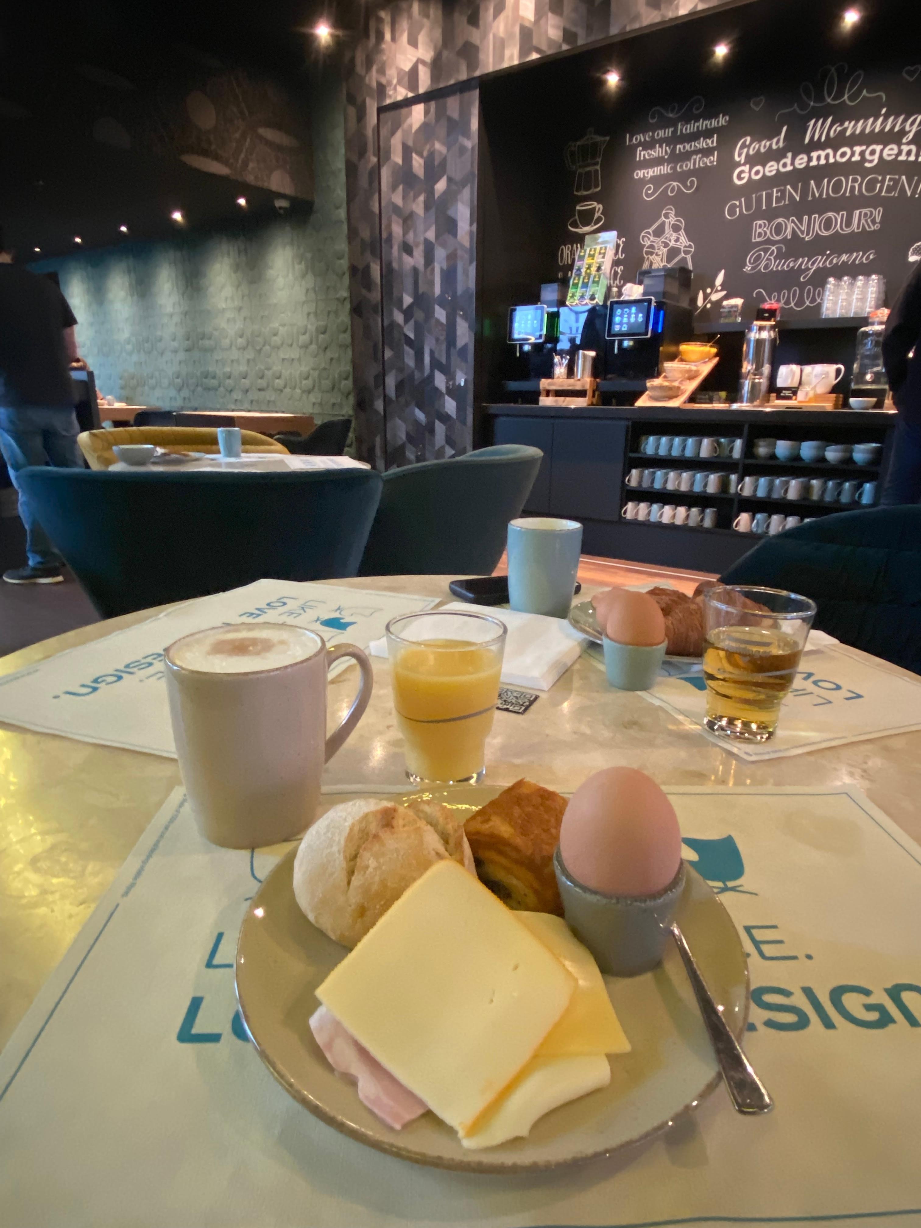 Buffet petit déjeuner