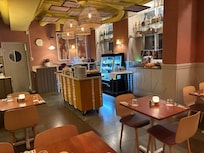 Nice comfortable dining room. Breakfasts were delicious!