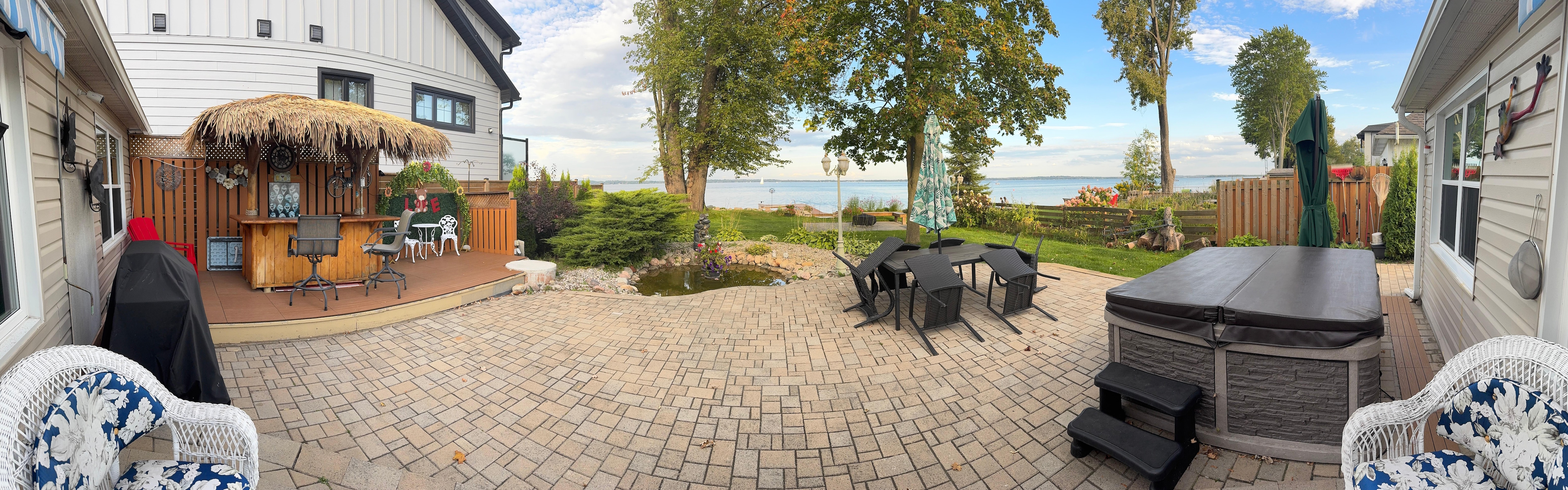 Stunning back yard with lake access