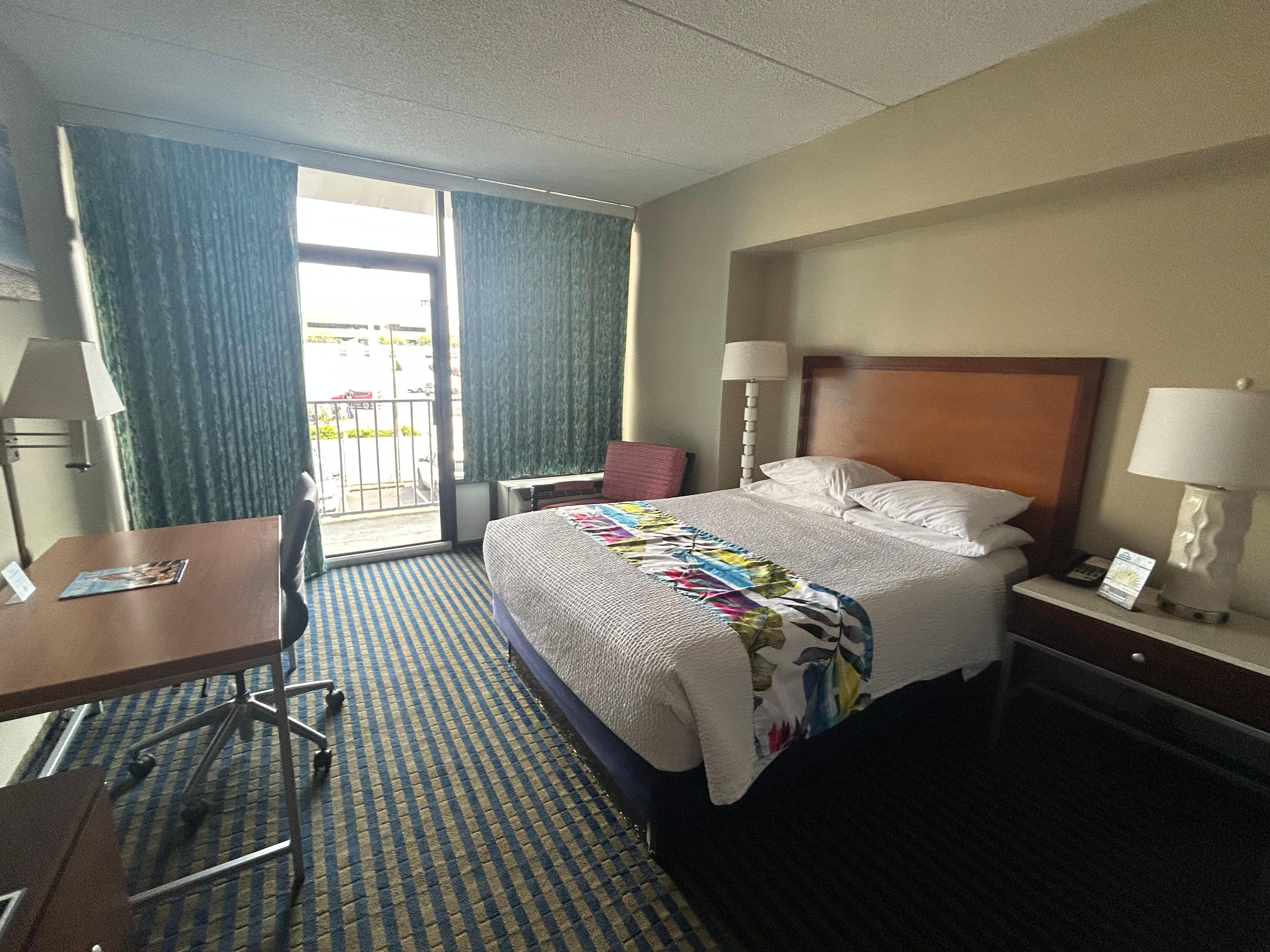 2 Queen Room with Balcony