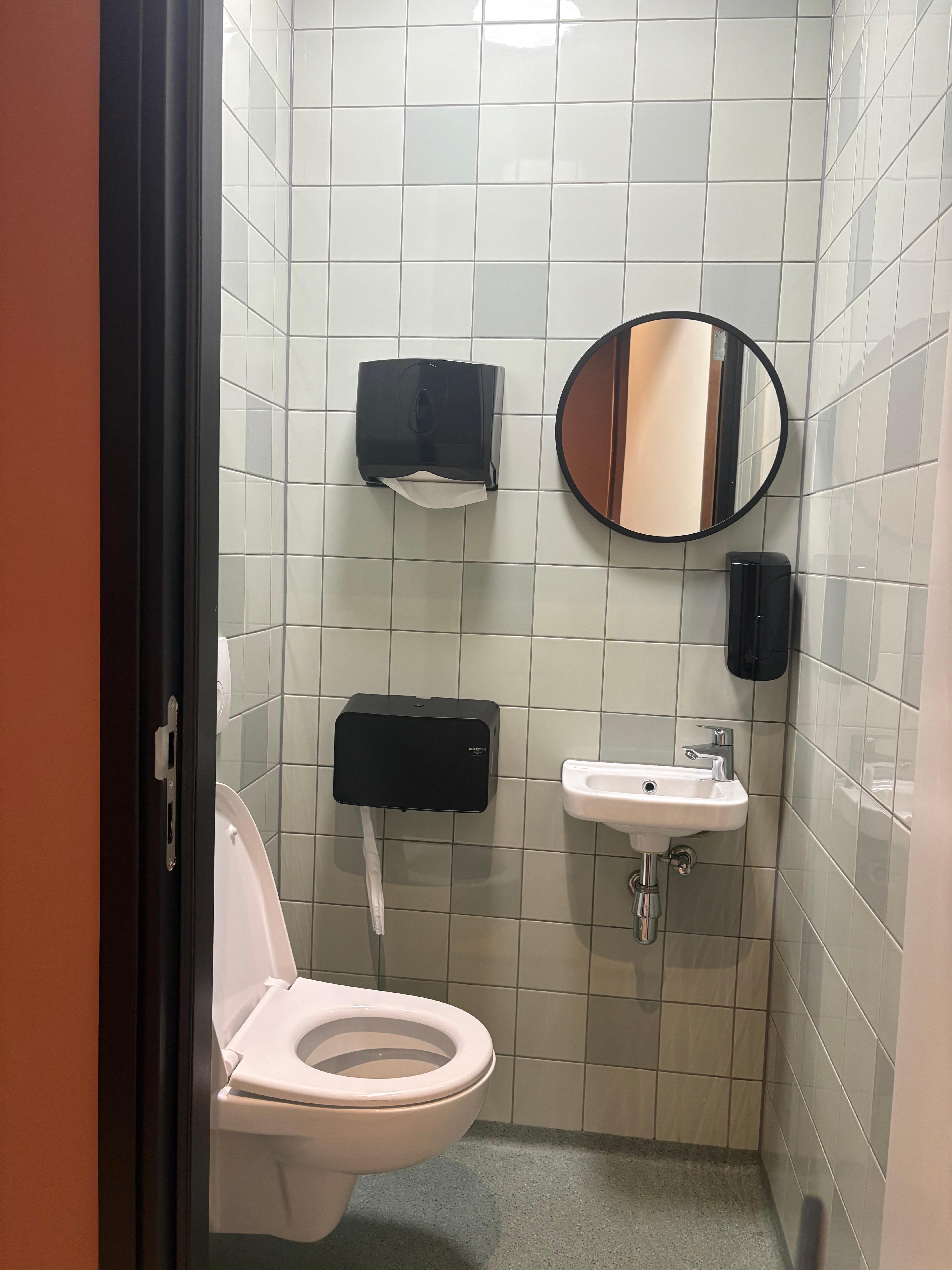Clean toilets