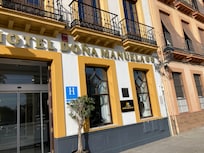 Entrance at back via this hotel