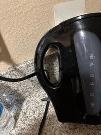 Handle is broken with a big hole which means the steam hits your hand while pouring out hot water