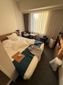 Bed room